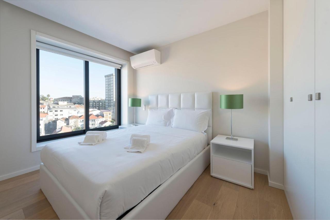 Lovelystay - Trindade Cozy Apartment Porto Ngoại thất bức ảnh