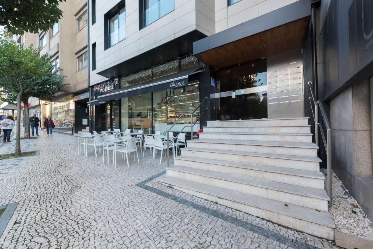 Lovelystay - Trindade Cozy Apartment Porto Ngoại thất bức ảnh